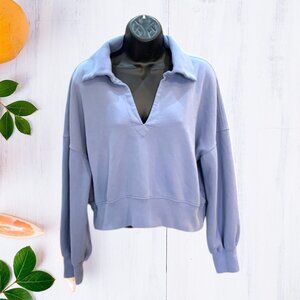 Abercrombie and Fitch Soft AF Crop Blue Collar Sweatshirt Size Large
